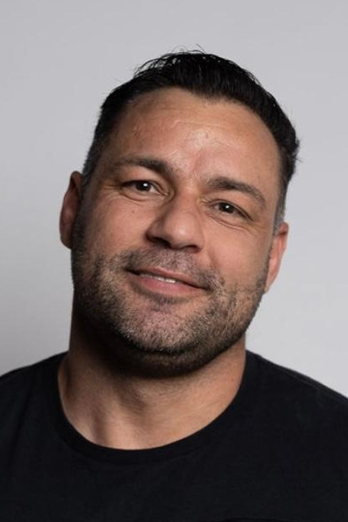 Adriaan Marais as Klippie