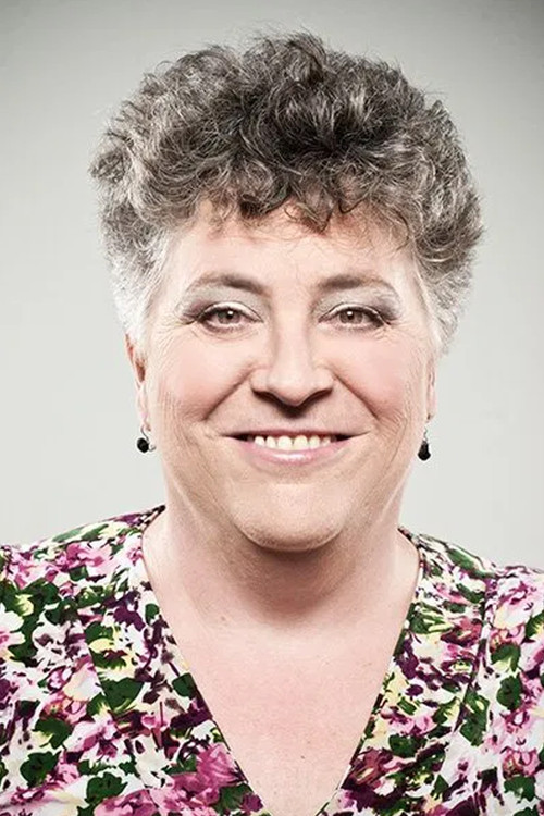 Pía Uribelarrea as Mujer 1 Baño