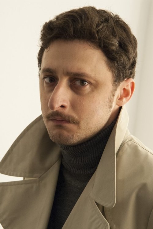 Jon Viar as Pablo