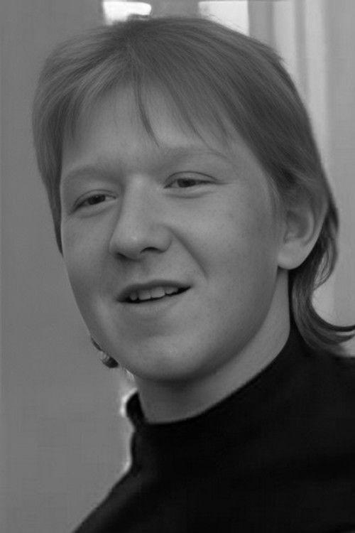 Igor Sidorenko as Юрка Козлов