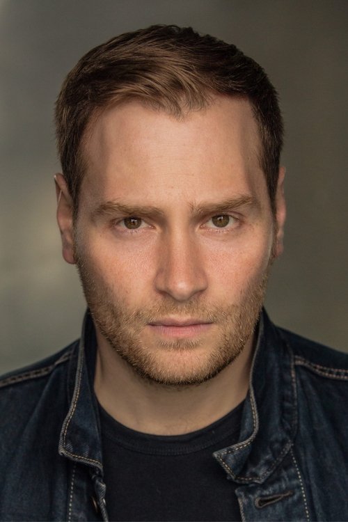 Joe Hughes as Bobby the Bartender