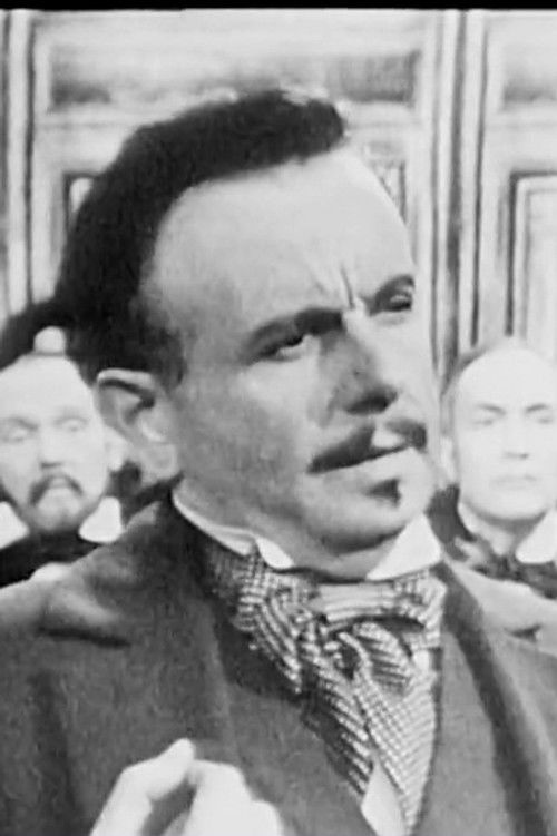 Jacques Mancier as A man at the hairdresser