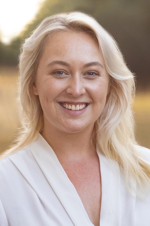 Sarah Baber as Older Sister