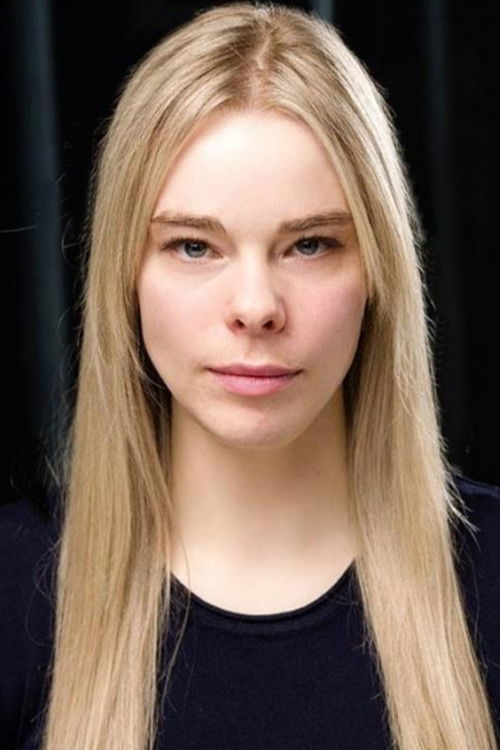 Veronique Tomlinson as Celise