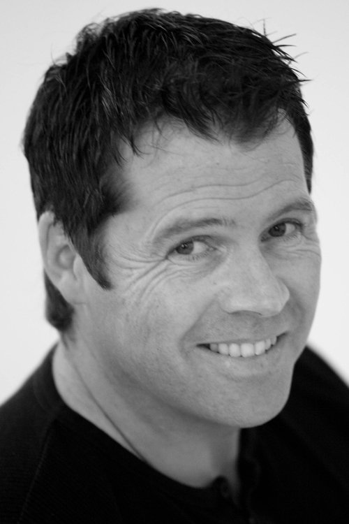 Darren Ripley as Phil