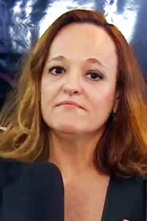 Luz Palazón as Señora