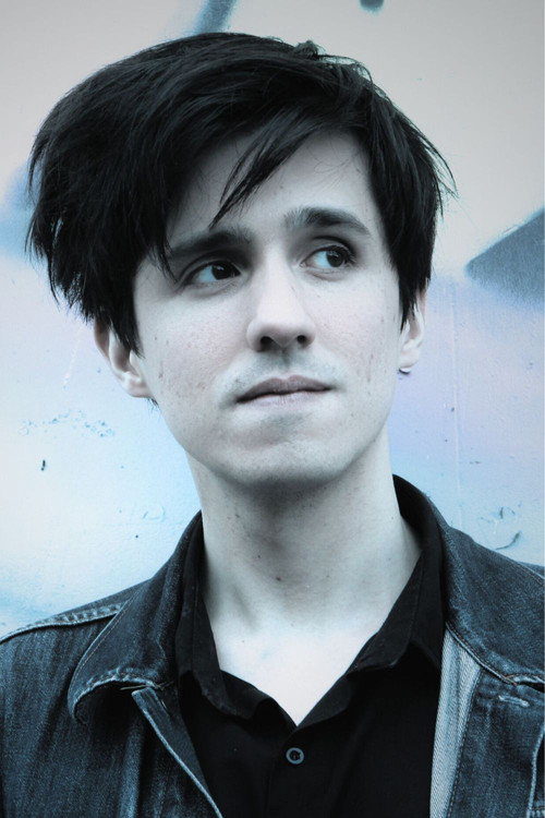 Kenji Isidor as La Cruauté