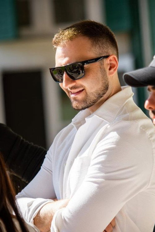 Duszka Péter Gábor as Kommandós #4