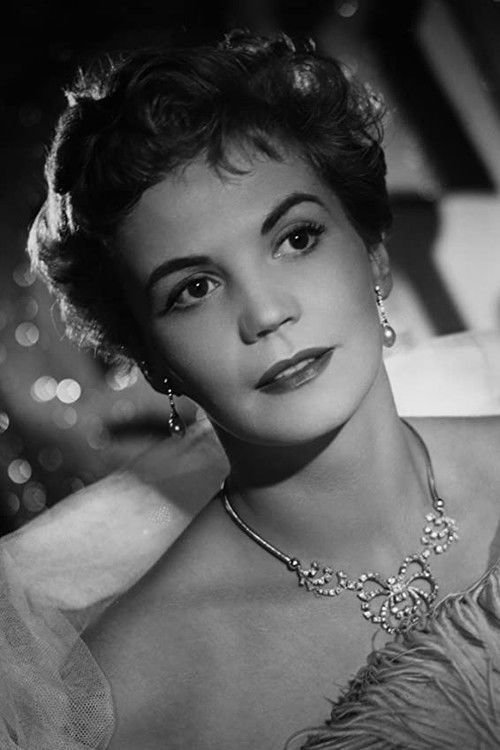 Annemarie Düringer as Gertrud Maiers