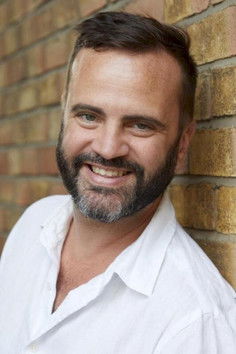 Laurent Maria as Louis