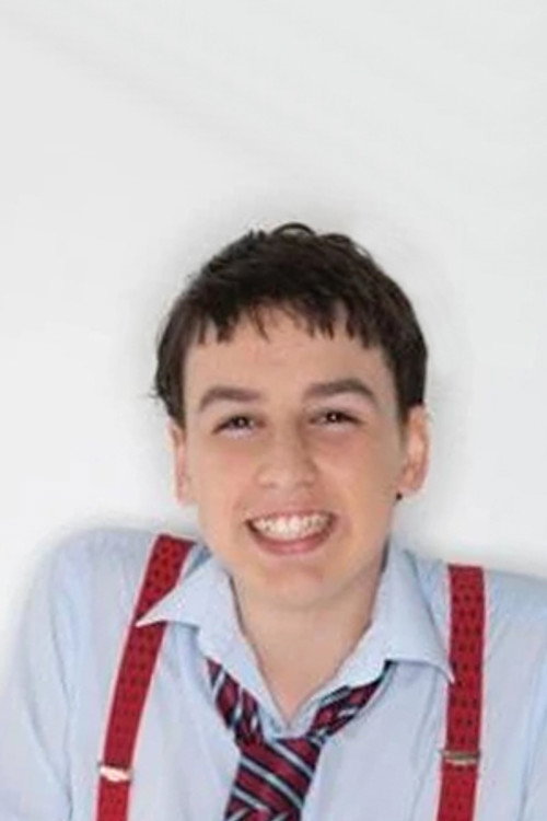 Oscar Jacques as Tom Tupper