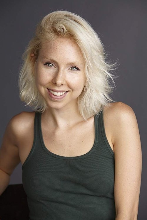 Marley Frank as Christine