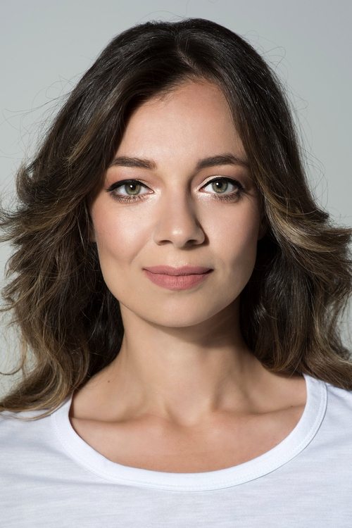 Ceyda Kasabalı as Aslı