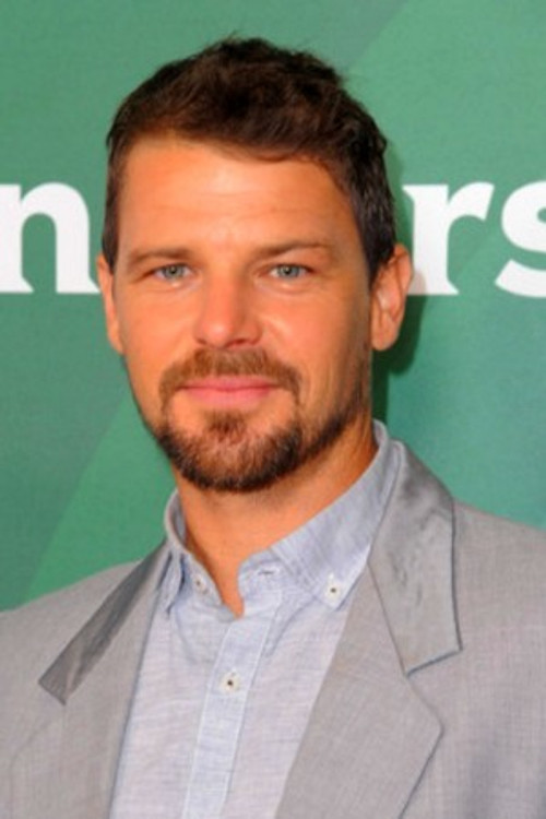 Nathan Phillips as Sean Jones