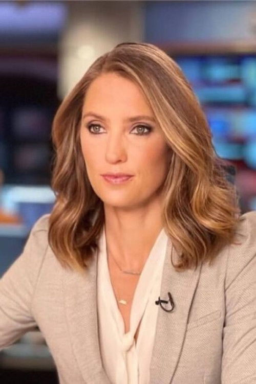 Kayna Whitworth as Self - Reporter