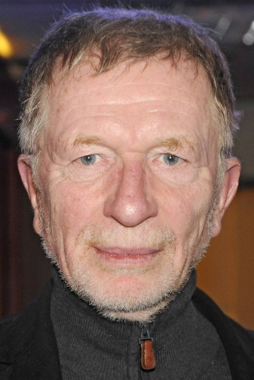 Hermann Beyer as Wachmann