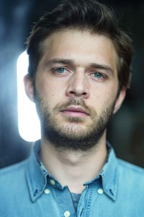 Logann Antuofermo as 