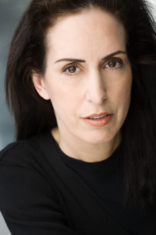 Fiona Lincke as Sarah Lawman