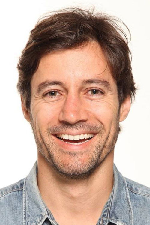 Luma Oquendo as Ricardo