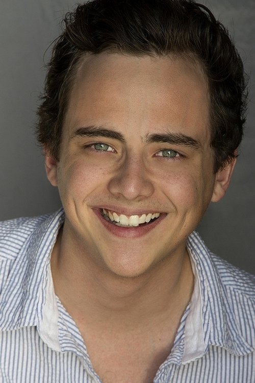 Ryan Malgarini as Benjy