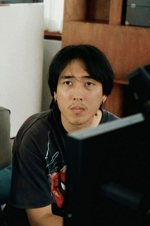 Vorameth Poojomka as Himself