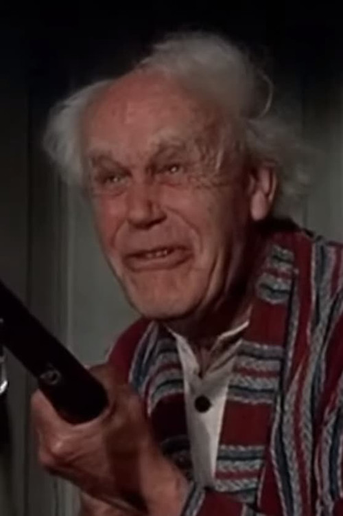 Ejner Federspiel as Peter Petersen (uncredited)