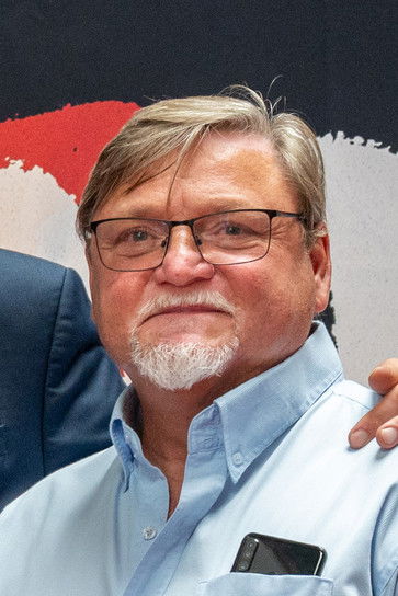 Jens Kretzschmar as Professor Meyer