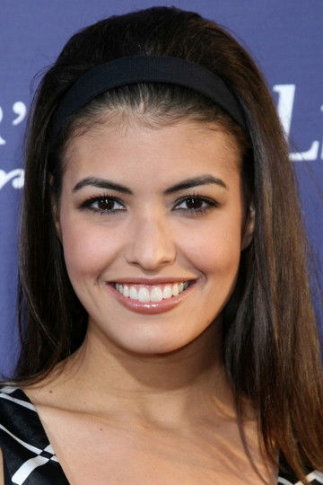 Nicole Tubiola as Jennifer