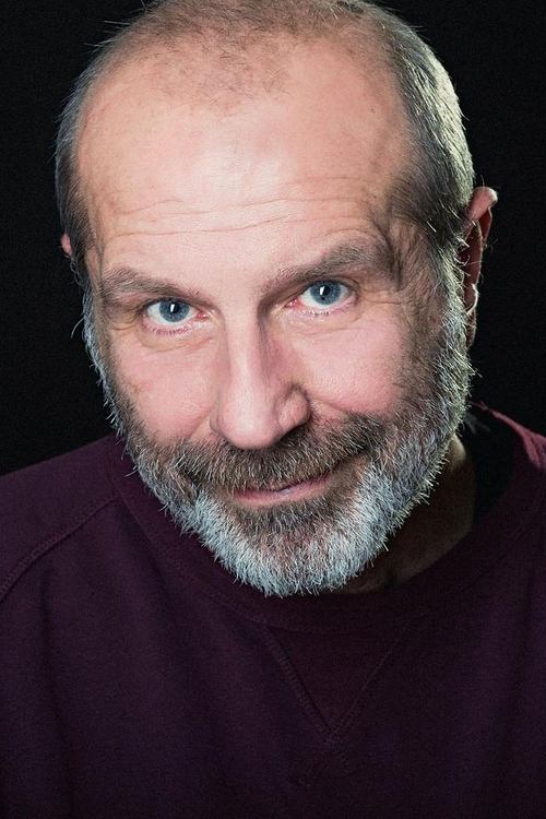 Dobrin Dosev as Kolyo