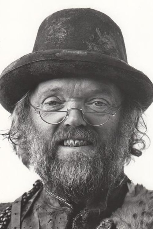 Malcolm Dixon as Diddy