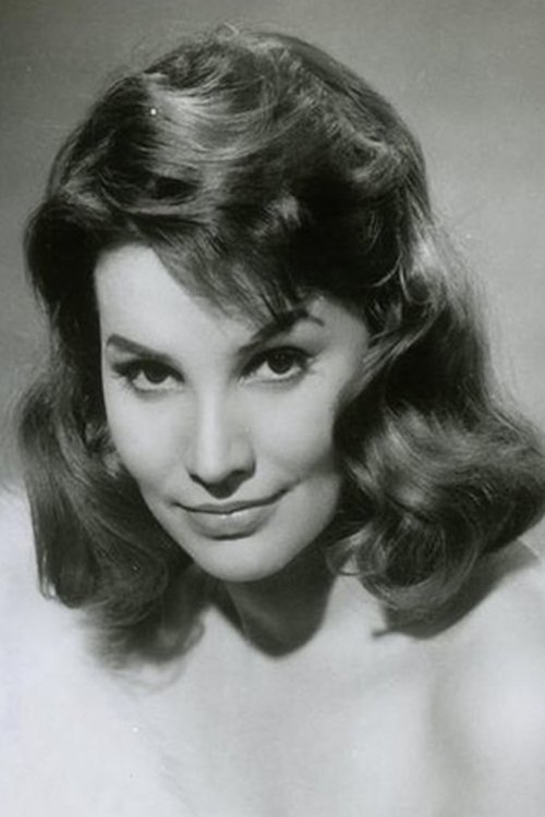 Yvonne Buckingham as Gwen