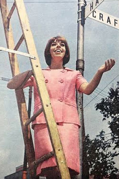 Judy Knaiz as Gussie Granger