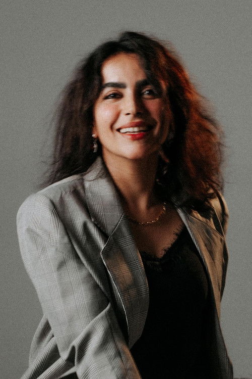 Diman Zandi as Melody