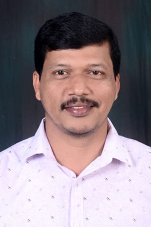 Raghavendra Shiriyara as Raghu