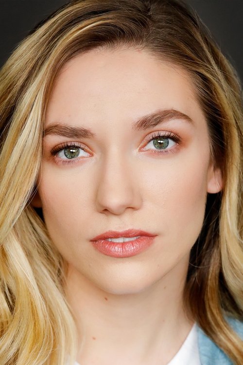 Taylor Plecity as Eve