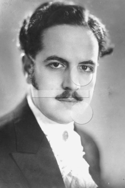 Ronaldo de Alencar as Martim