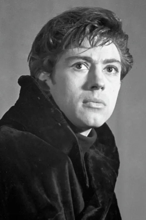 Gennadiy Bortnikov as Sasha