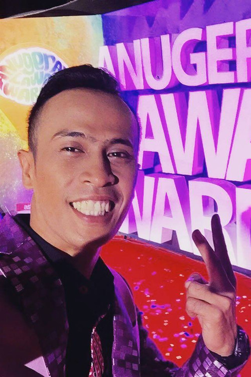 Achey Bocey as Ali / Tiger