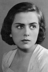 Vlasta Matulová as Matka