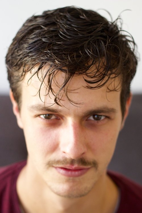 Valentin Fruitier as L'ingénieur du son