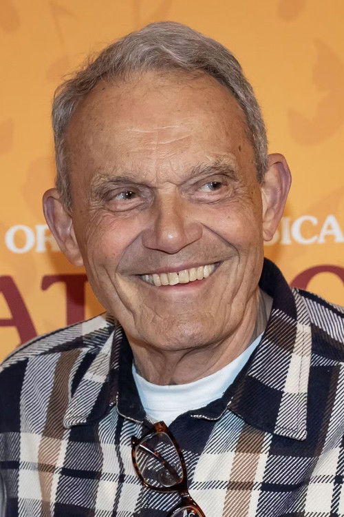 Karsten Ree as Sig selv