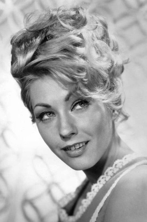 Judi West as Beth Cross