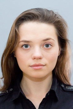 Olena Borozenets as Tania Svitlychna