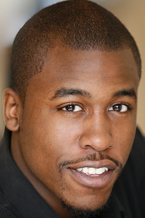 Jason Bowen as Boston Lieutenant