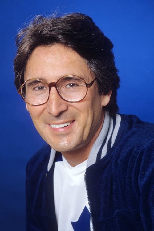 Ray Buktenica as Naval Officer