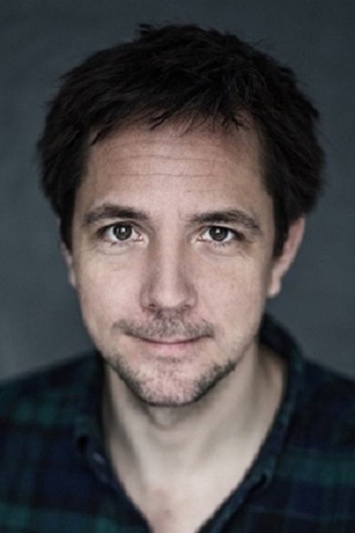 Jean-Baptiste Puech as Pascal