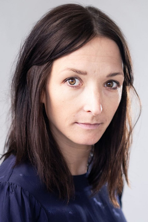 Linda Kunze as Airplane Mom