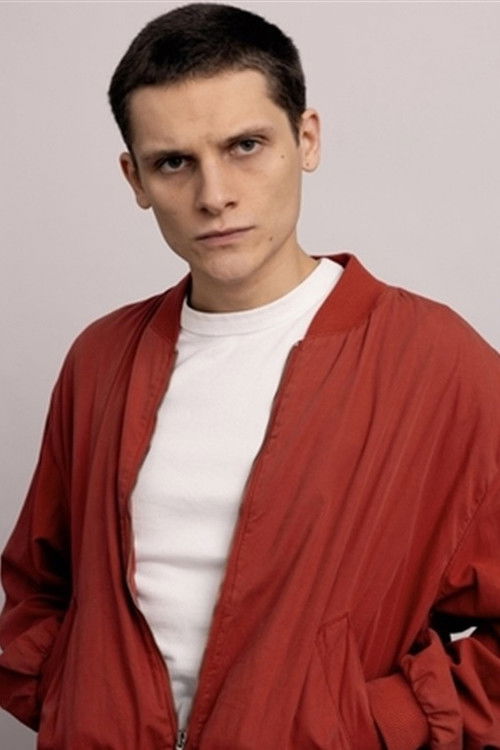 Marin Langlois as Thibault Villard