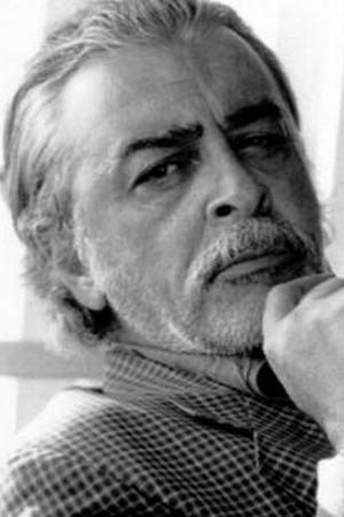 Giacinto Ferro as Zuccalà