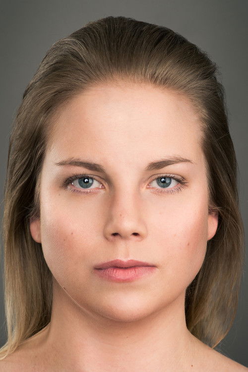 Sara Sulander as Niina